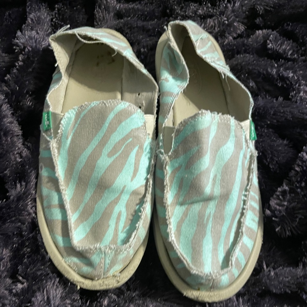 Womens Sanuk Size 10 preowned